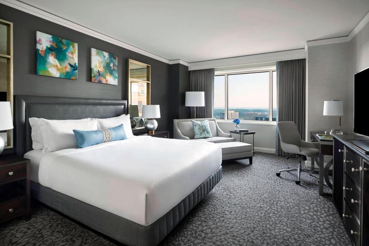 The Ritz-carlton,