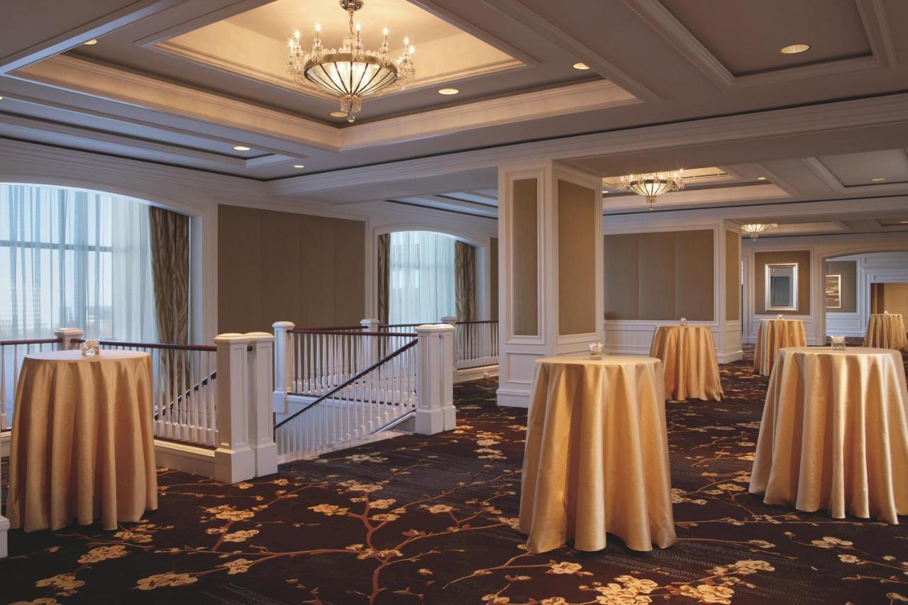 The Ritz-carlton, Hotel 4*