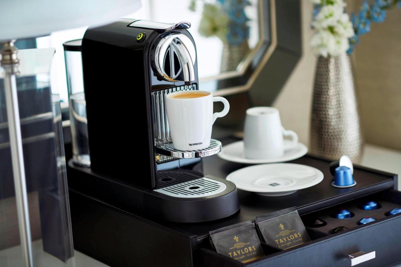Hotel The Ritz-carlton, 4*