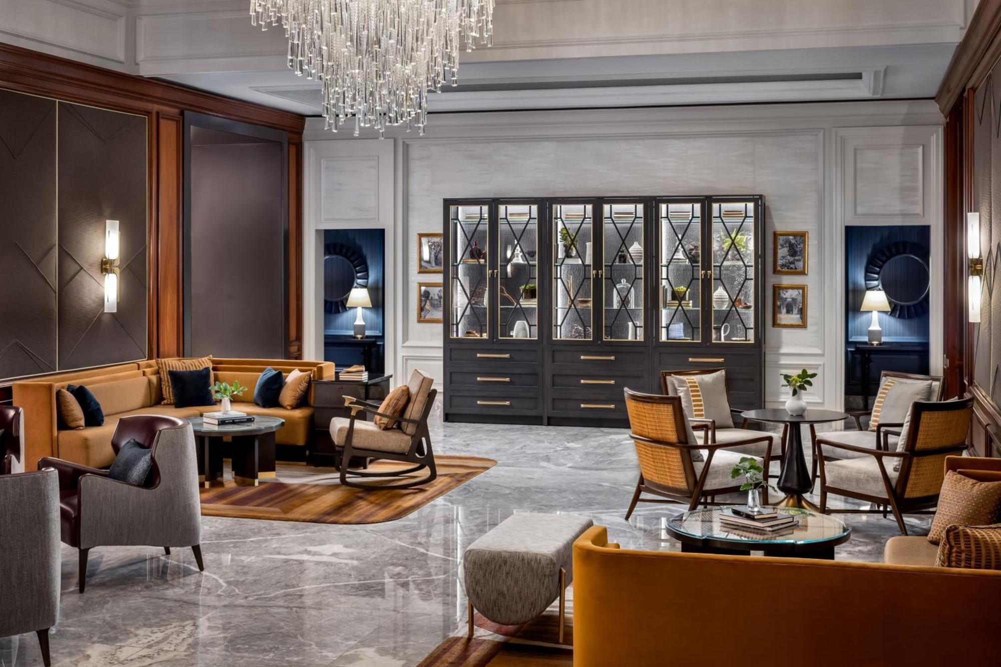 The Ritz-carlton, 4*